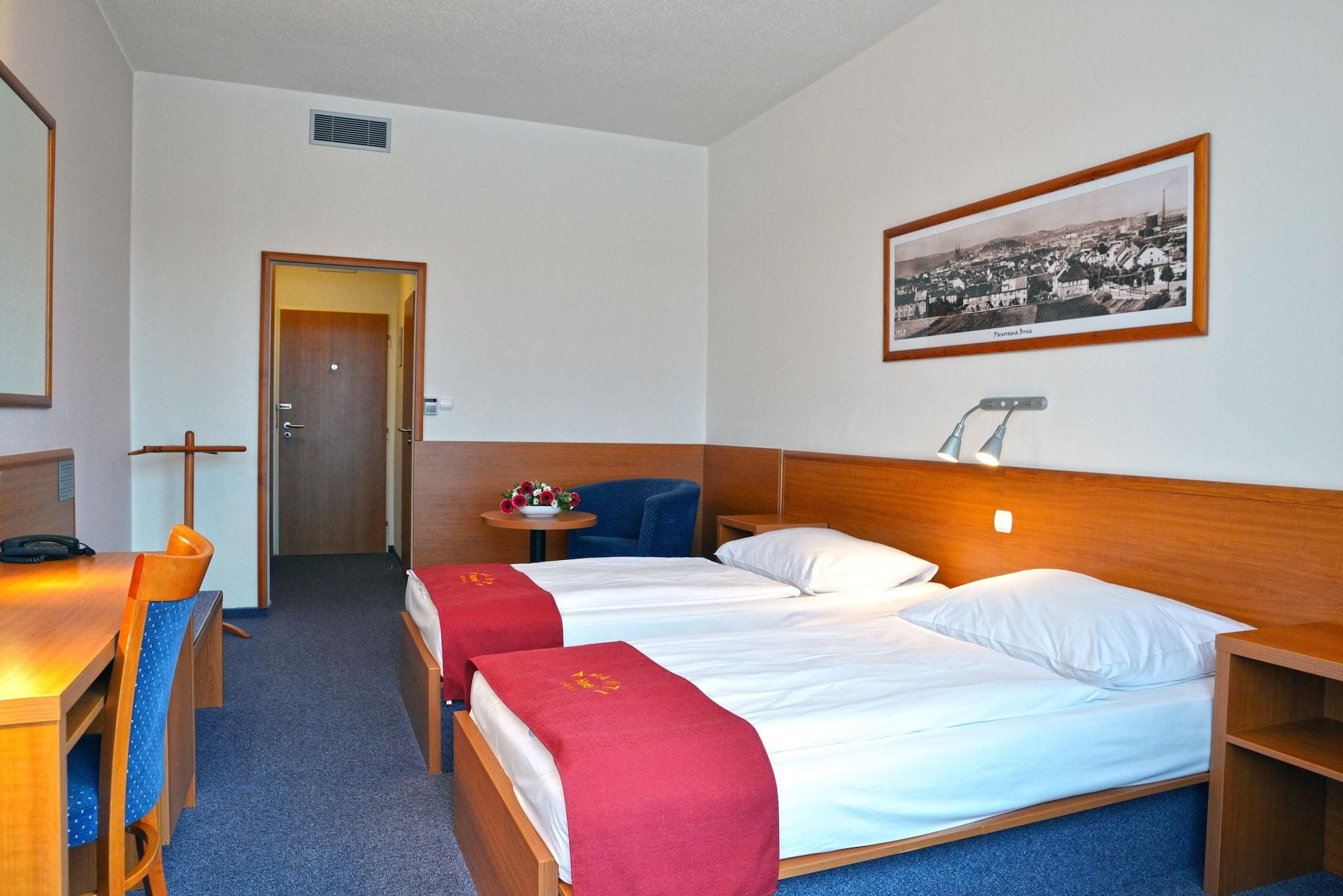 อาแวนติ โอเทล เบรอโน Hotel เบอร์โน ห้อง รูปภาพ