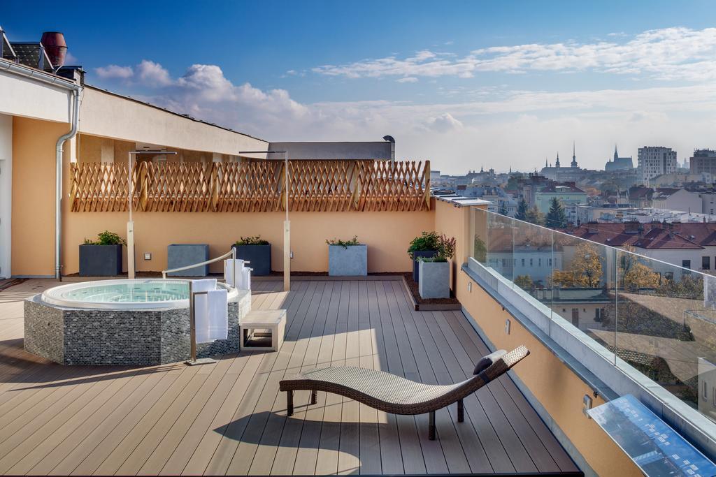 อาแวนติ โอเทล เบรอโน Hotel เบอร์โน ภายนอก รูปภาพ